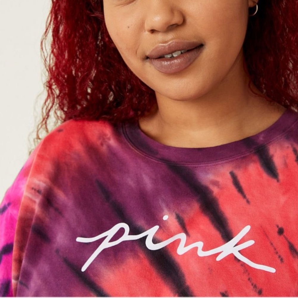 VS VICTORIAS SECRET PINK CAMPUS LONG SLEEVE TEE TOP SUPERNOVA TIE DYE SCRIPT M - Picture 4 of 7